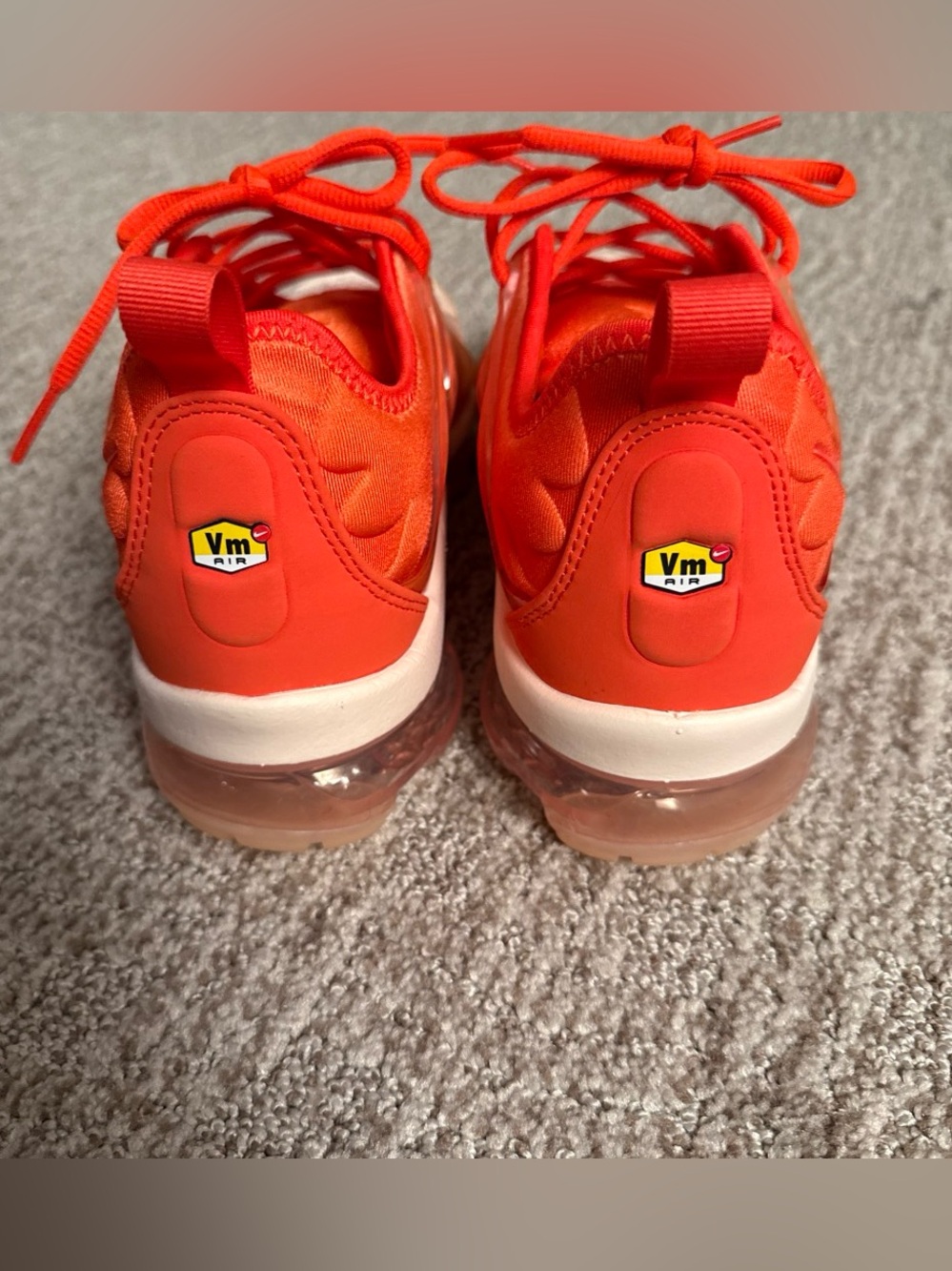 Nike Air VaporMax Plus sneakers - Picture 3 of 7